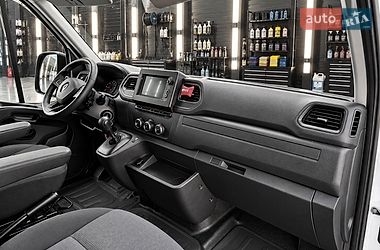Грузовой фургон Renault Master 2023 в Калуше