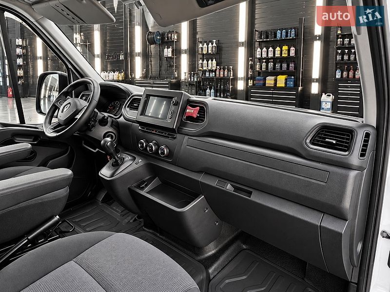 Грузовой фургон Renault Master 2023 в Калуше