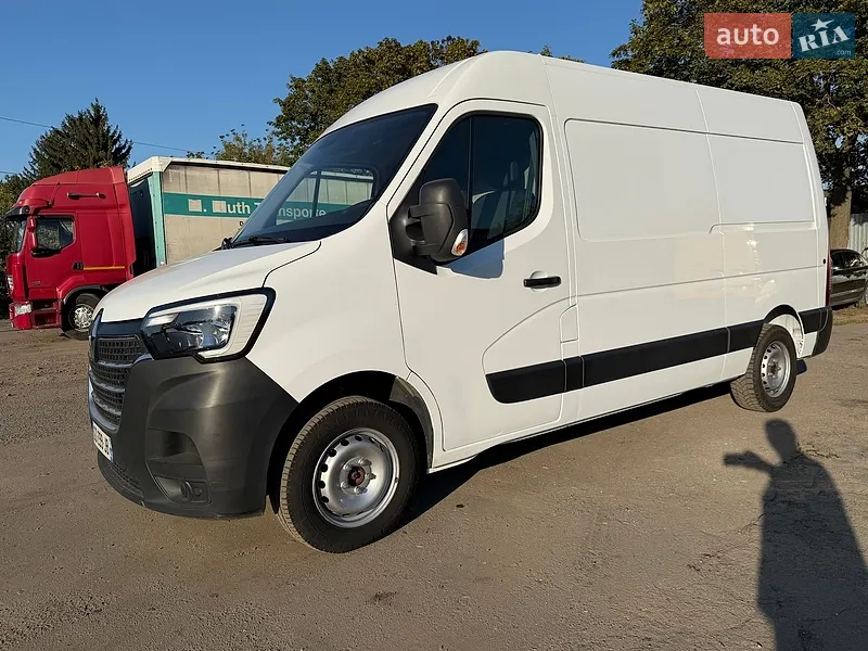 Renault Master 2021