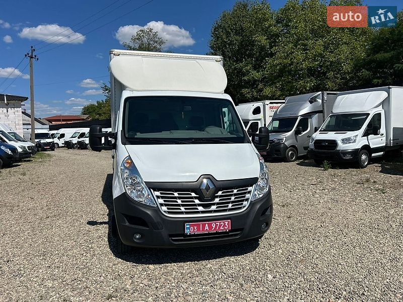 Грузовой фургон Renault Master 2018 в Хусте
