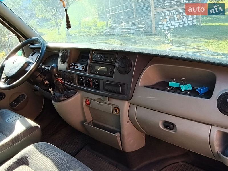 Грузопассажирский фургон Renault Master 2005 в Черновцах