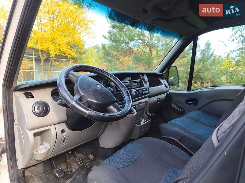 Мінівен Renault Master 2009 в Києві