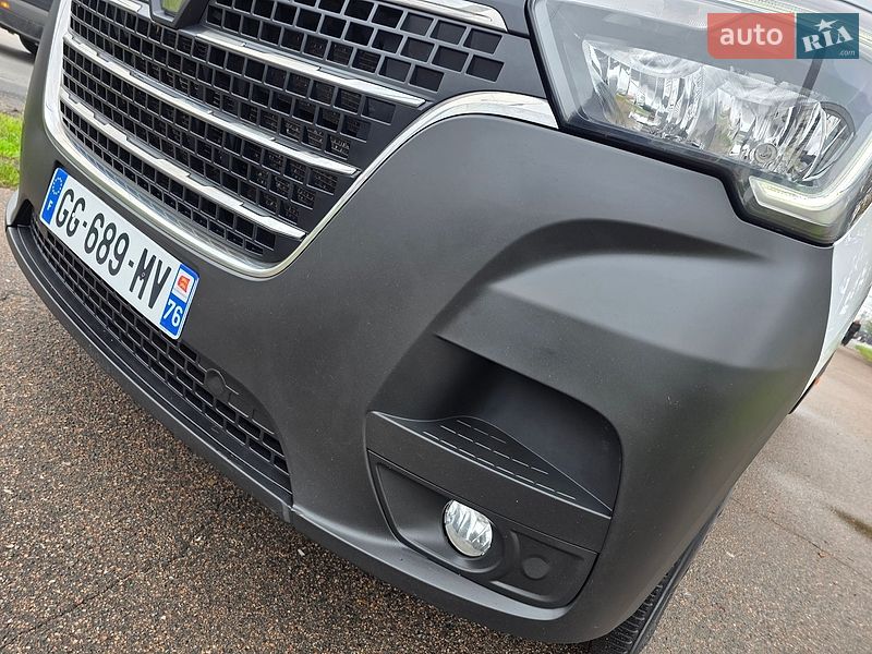 Грузовой фургон Renault Master 2022 в Одессе