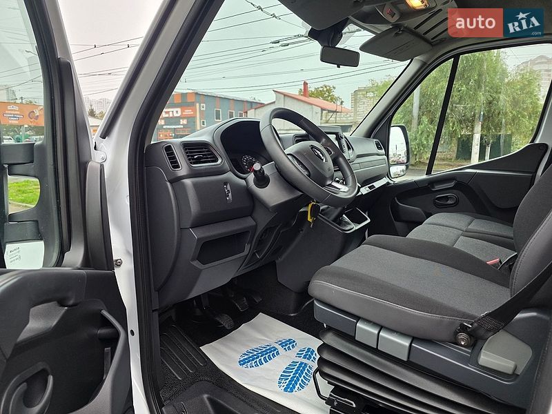 Грузовой фургон Renault Master 2022 в Одессе