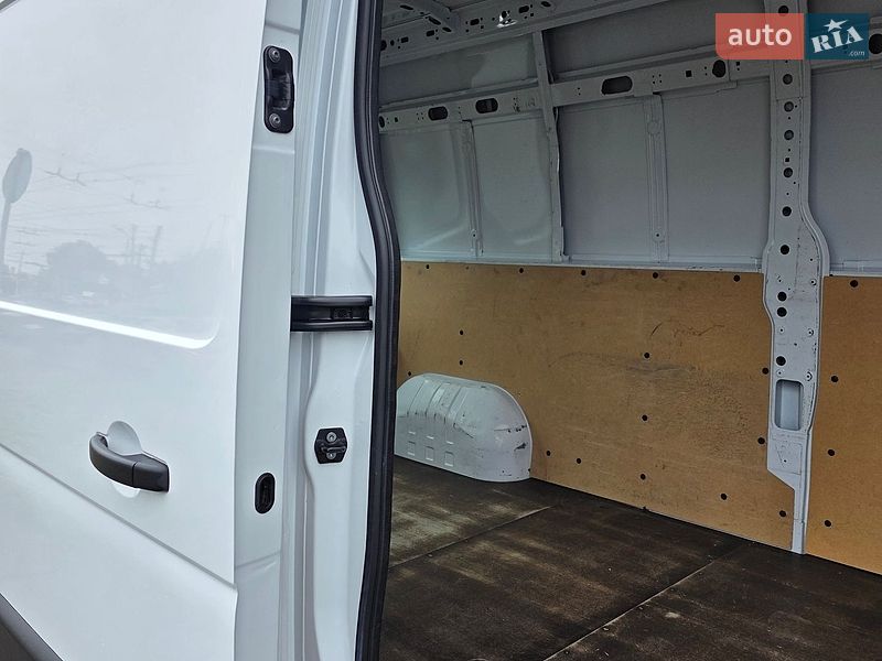 Грузовой фургон Renault Master 2022 в Одессе