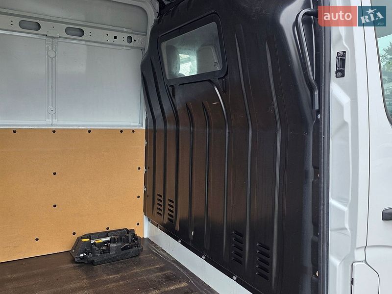 Грузовой фургон Renault Master 2022 в Одессе