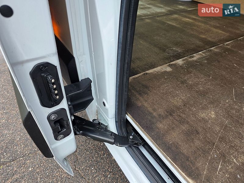 Грузовой фургон Renault Master 2022 в Одессе