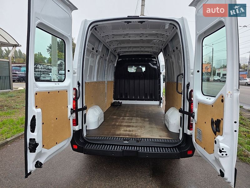 Грузовой фургон Renault Master 2022 в Одессе