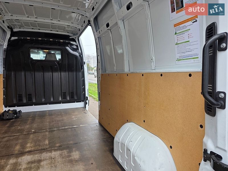 Грузовой фургон Renault Master 2022 в Одессе