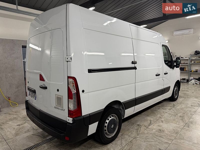 Вантажний фургон Renault Master 2022 в Полтаві