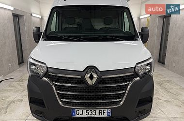 Вантажний фургон Renault Master 2022 в Полтаві
