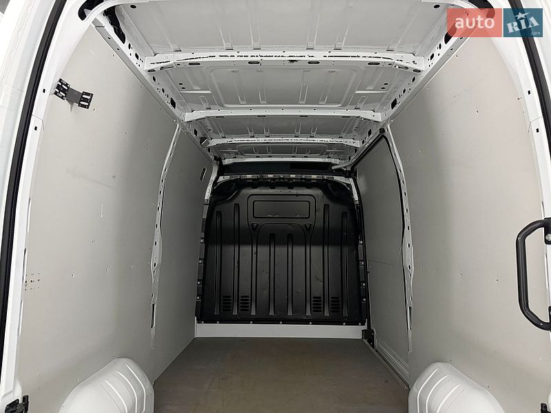 Вантажний фургон Renault Master 2022 в Полтаві
