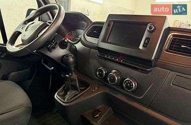 Вантажний фургон Renault Master 2022 в Полтаві