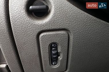 Грузопассажирский фургон Renault Master 2008 в Киеве