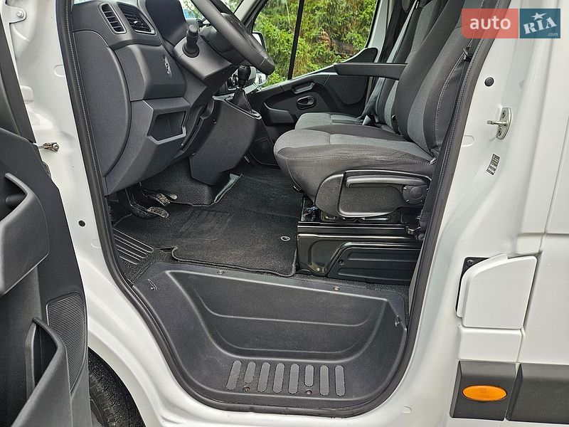 Мікроавтобус вантажний (до 3,5т) Renault Master 2021 в Бердичеві