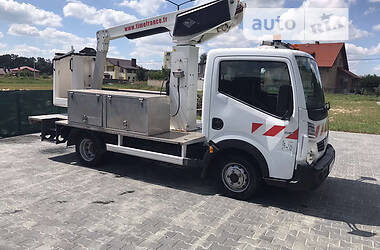 Renault Maxity  2012