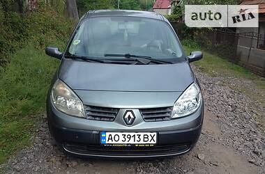 Renault Megane Scenic  2004