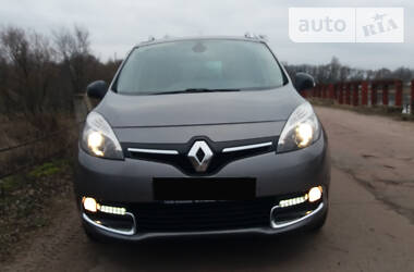 Renault Megane Scenic Bosse 2013