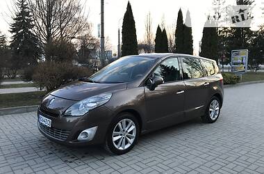 Renault Megane Scenic  2010