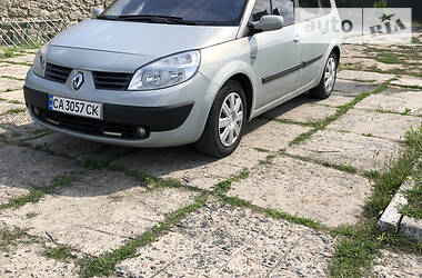 Renault Megane Scenic  2004