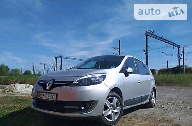 Renault Megane Scenic  2013