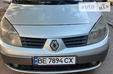 Renault Megane Scenic  2004