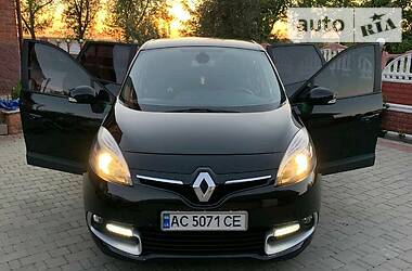 Renault Megane Scenic  2013