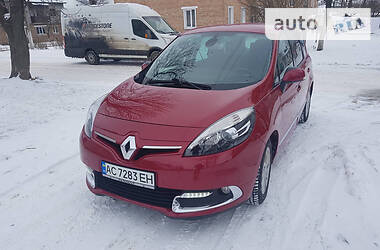 Renault Megane Scenic  2012