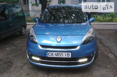 Renault Megane Scenic  2012