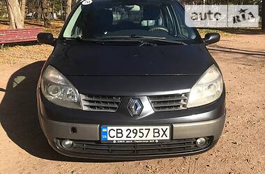 Renault Megane Scenic  2004