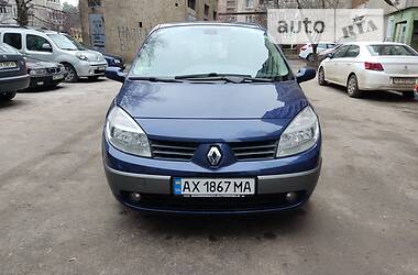 Renault Megane Scenic  2004