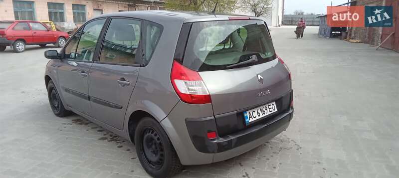 Универсал Renault Megane Scenic