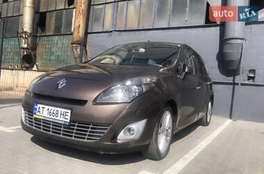 Renault Megane Scenic Bose 2010