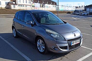 Renault Megane Scenic  2010