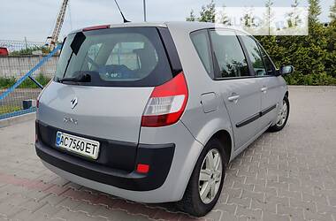 Renault Megane Scenic  2004