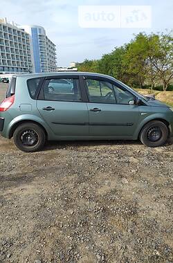 Renault Megane Scenic  2004