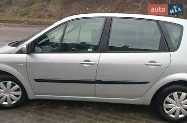 Renault Megane Scenic  2005