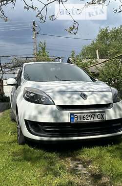 Renault Megane Scenic 2012