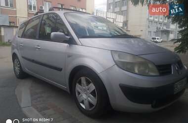 Renault Megane Scenic  2005