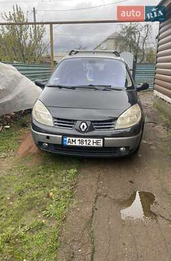 Renault Megane Scenic 2004