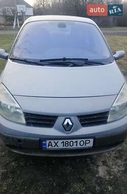 Renault Megane Scenic 2004