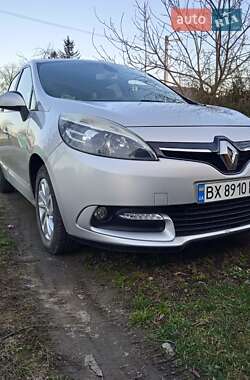 Renault Megane Scenic  2011