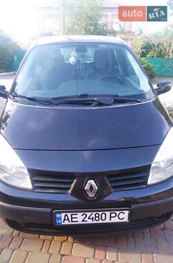 Renault Megane Scenic  2004