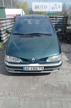 Renault Megane Scenic  1998