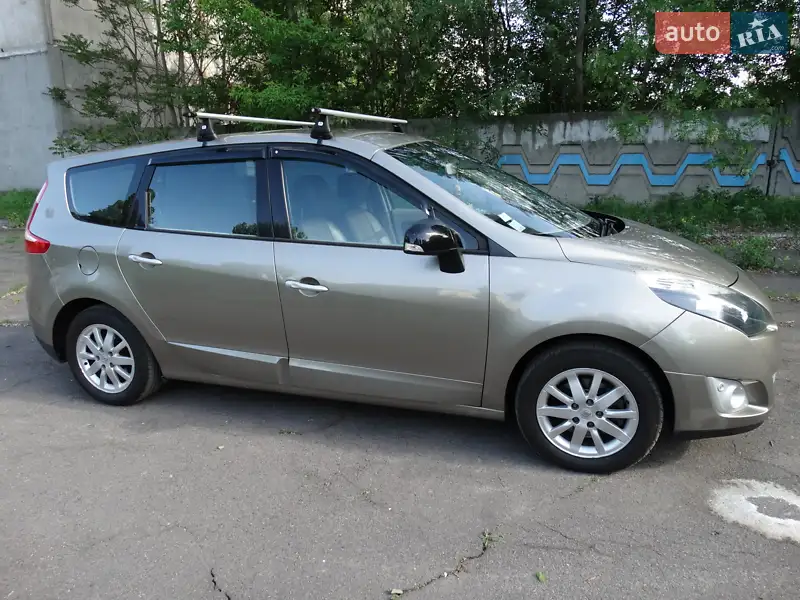 Renault Megane Scenic