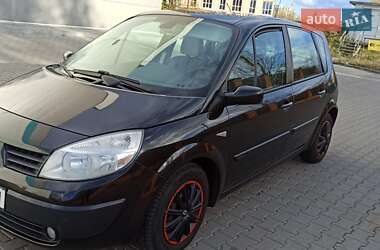 Renault Megane Scenic  2005