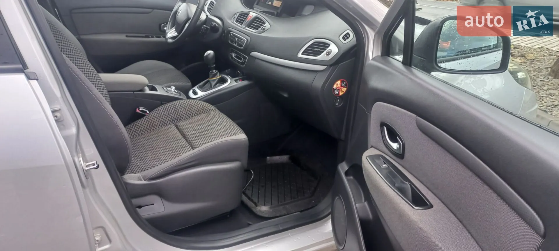 Renault Megane Scenic 2011 VIN VF1JZ000645569251 фото оголошення 9 з 18