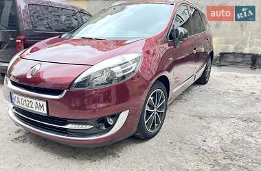 Renault Megane Scenic  2013