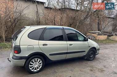 Renault Megane Scenic  1999