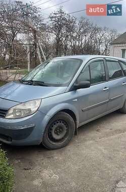 Renault Megane Scenic  2004